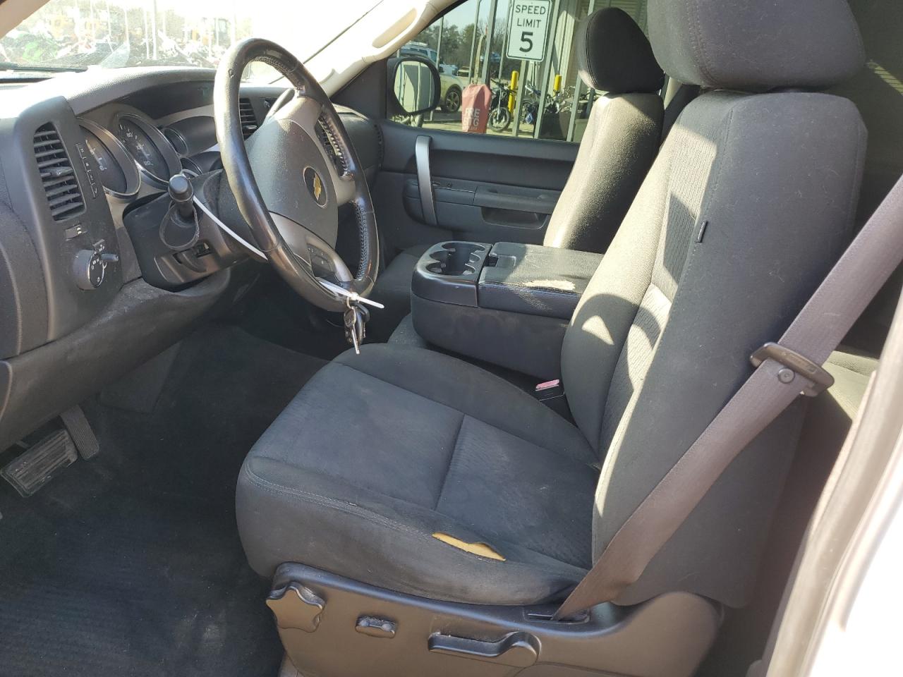 2012 Chevrolet Silverado - Image 7