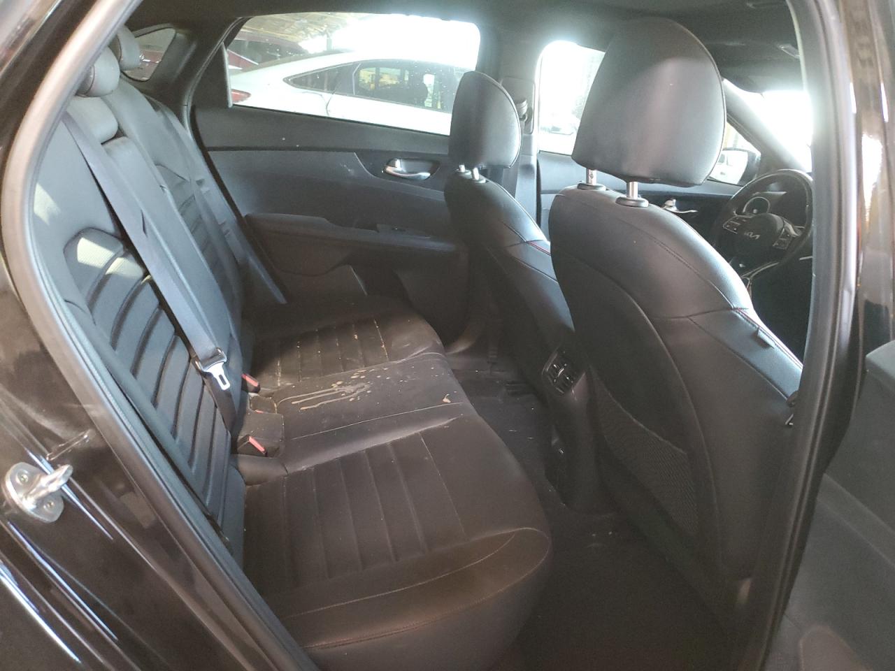 2023 Kia Forte - Image 10
