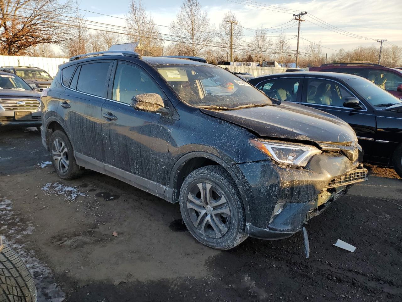 2017 Toyota RAV 4 - Image 4