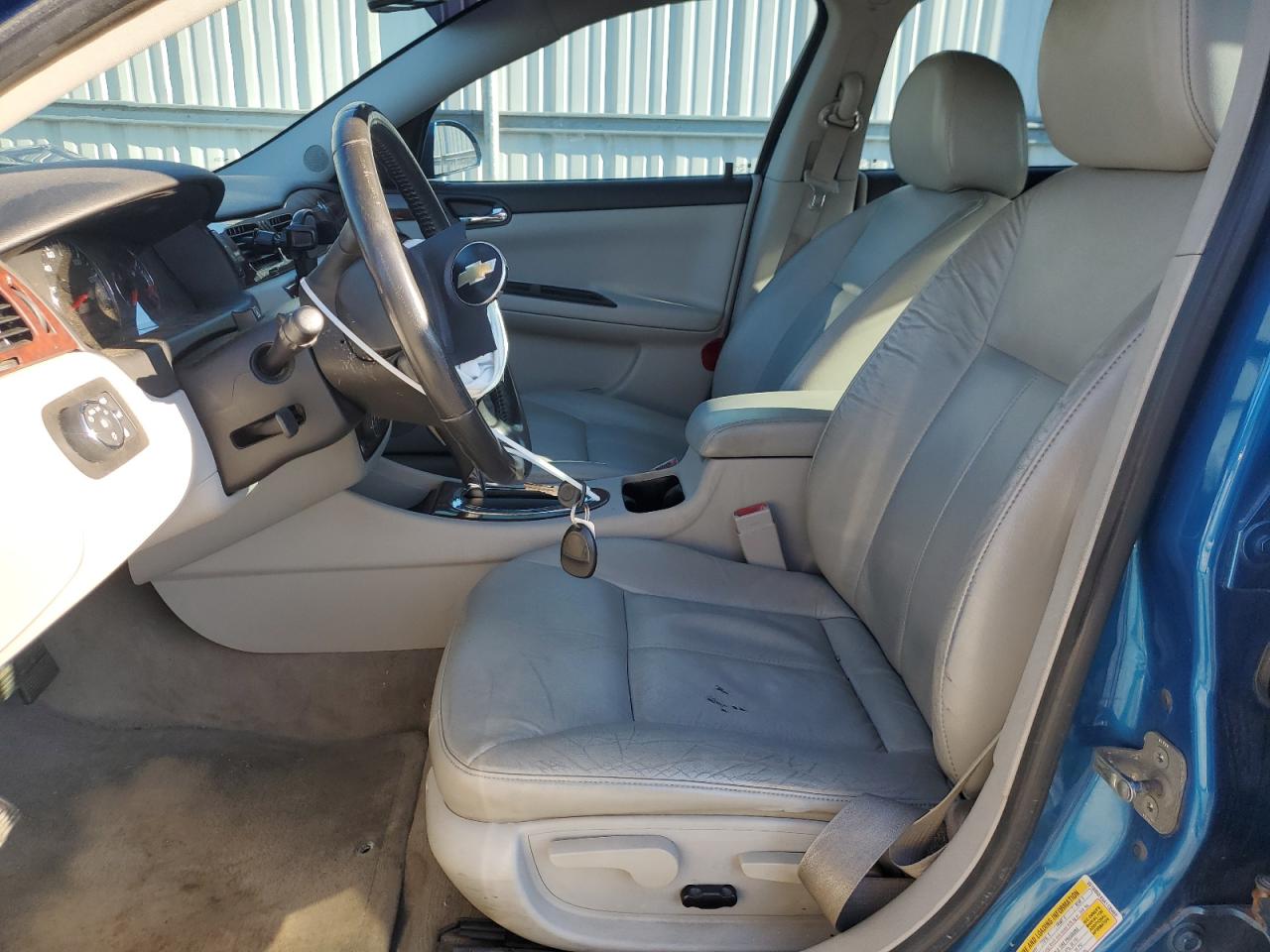 2010 Chevrolet Impala - Image 7