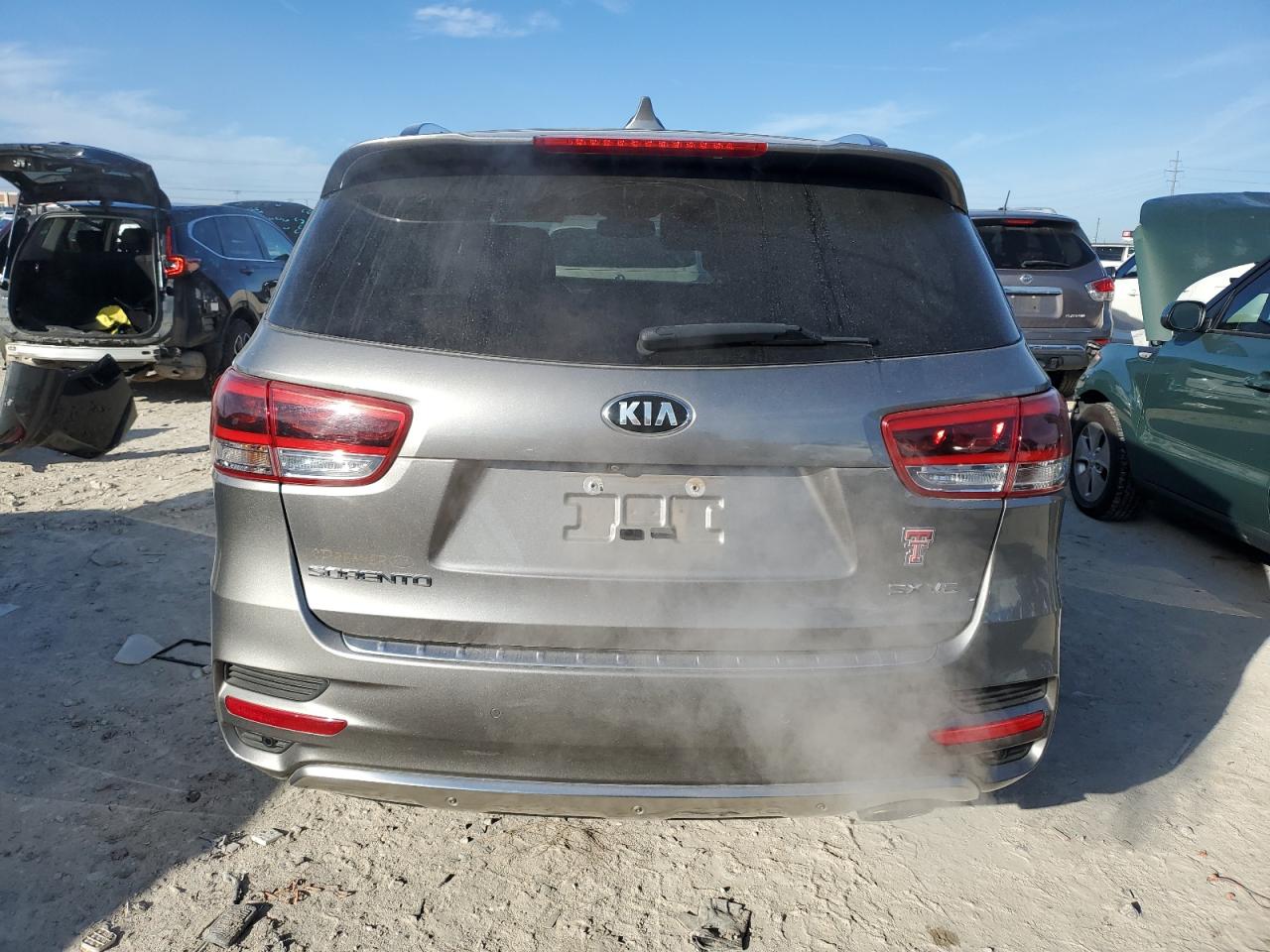 2017 Kia Sorento - Image 6