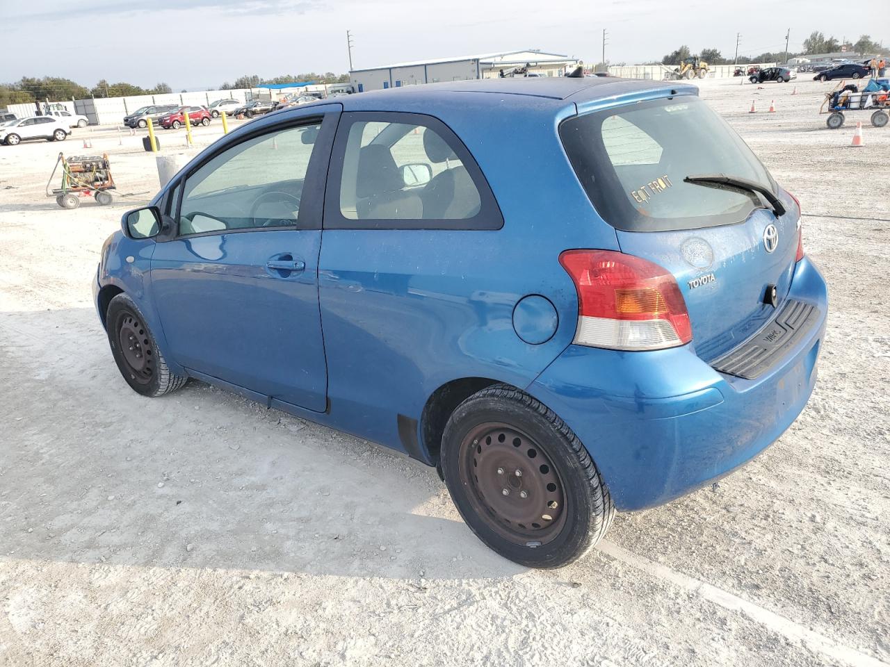 2009 Toyota Yaris - Image 2