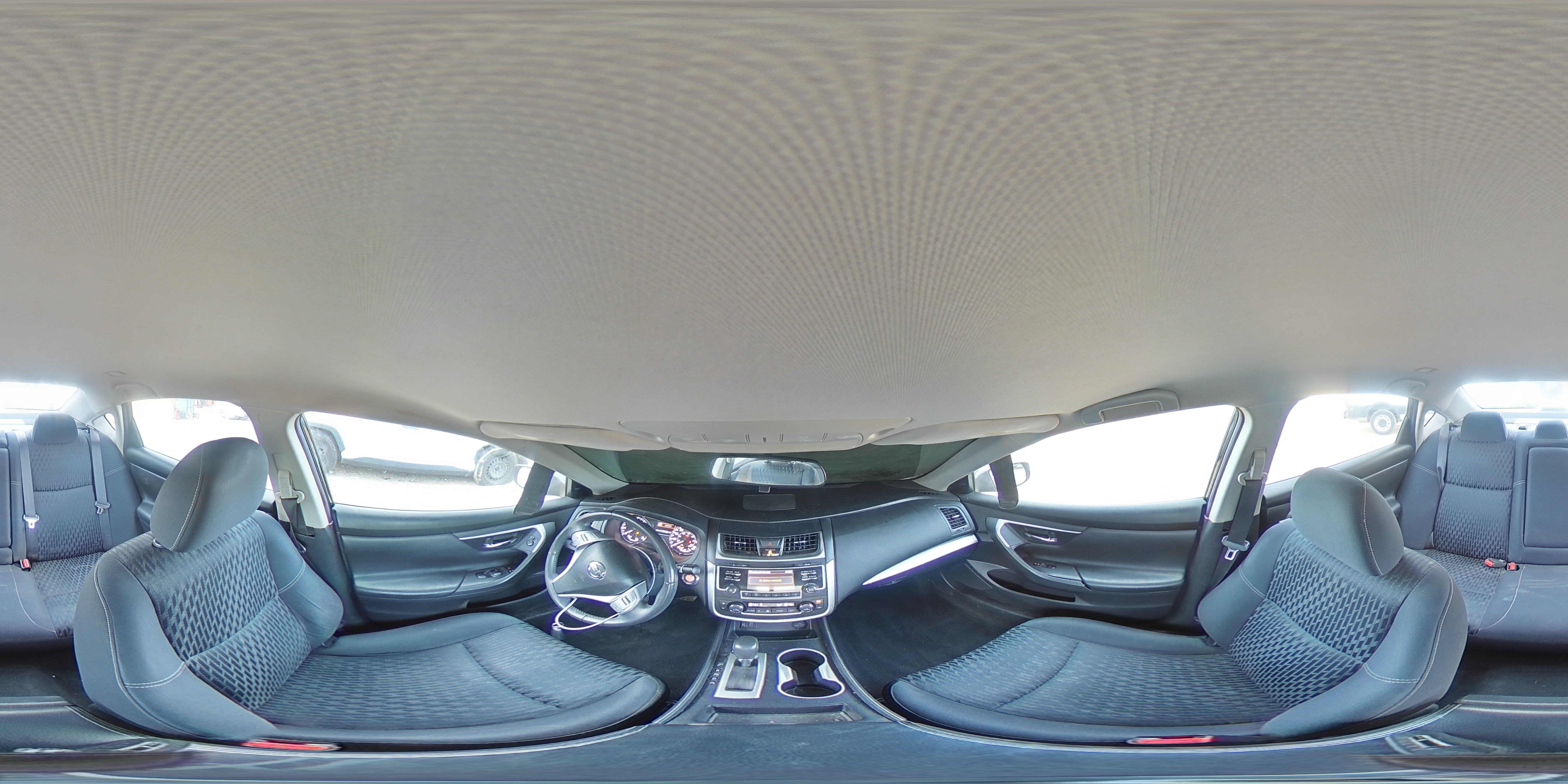 2017 Nissan Altima - Image 14