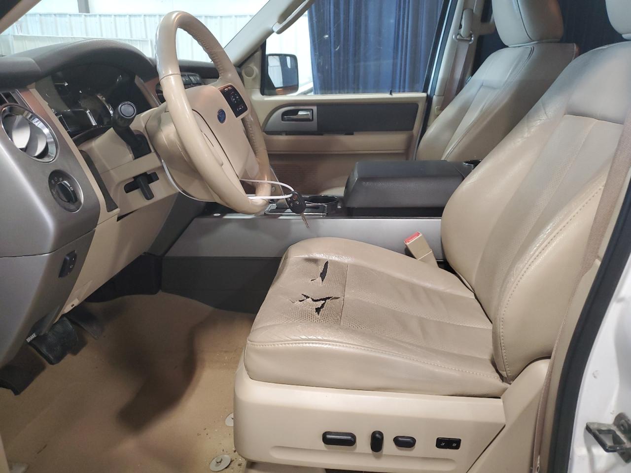 2012 Ford Expedition - Image 7