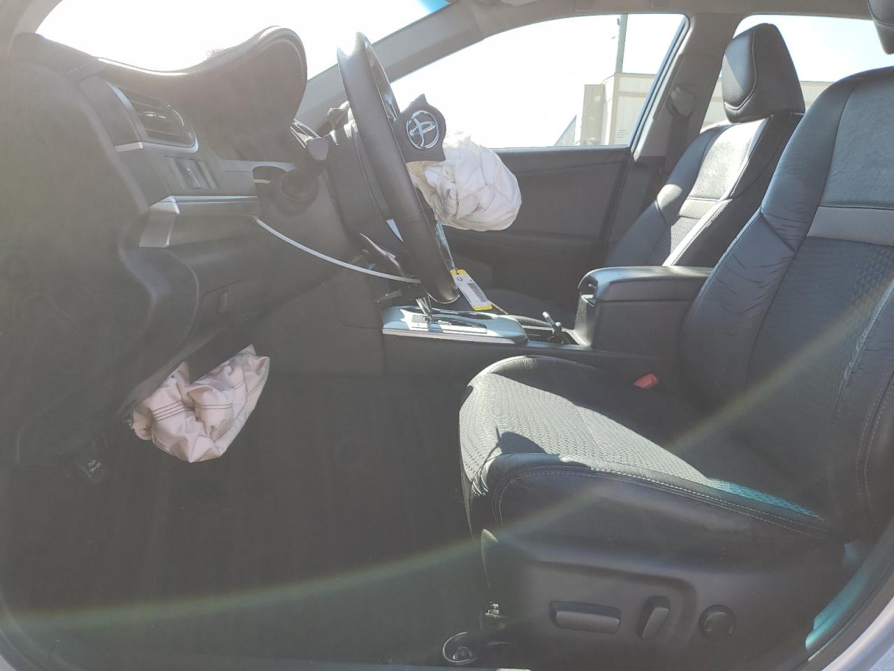 2014 Toyota Camry - Image 7