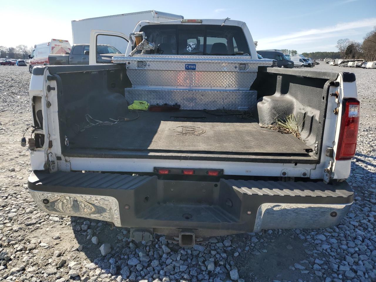 2008 Ford F350 - Image 10