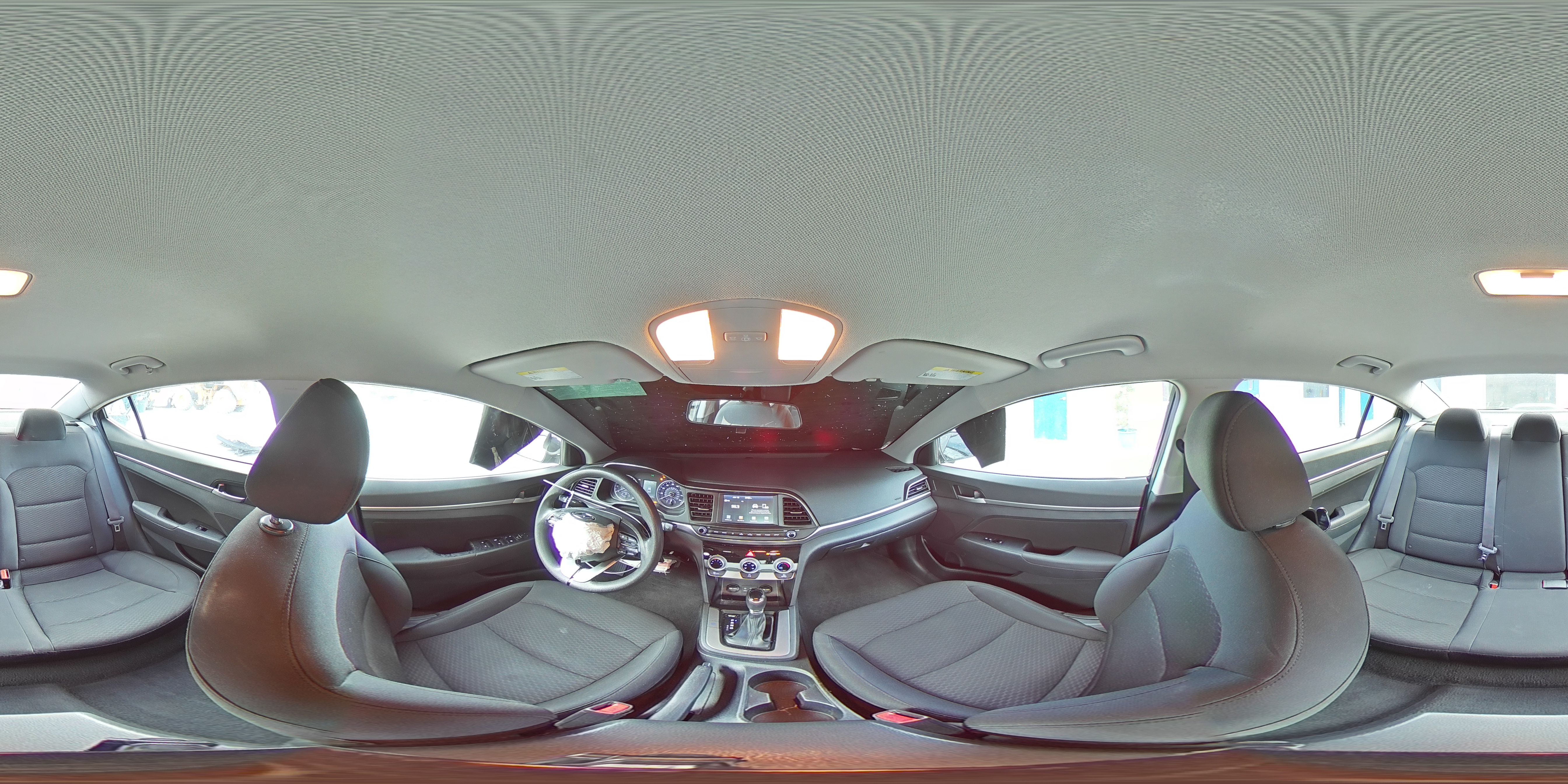 2019 Hyundai Elantra - Image 15