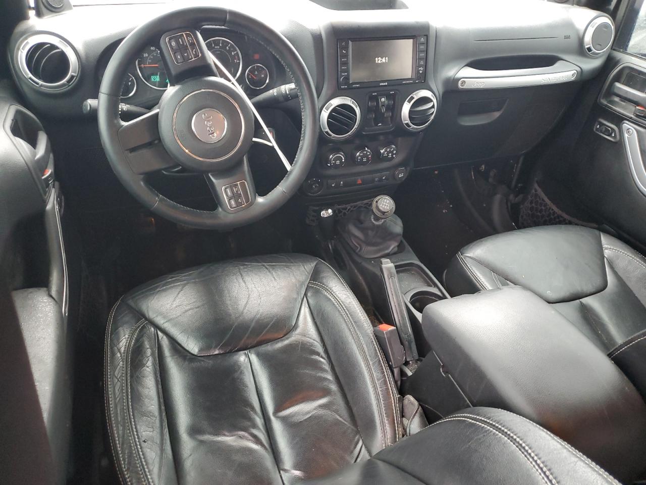 2013 Jeep Wrangler - Image 8