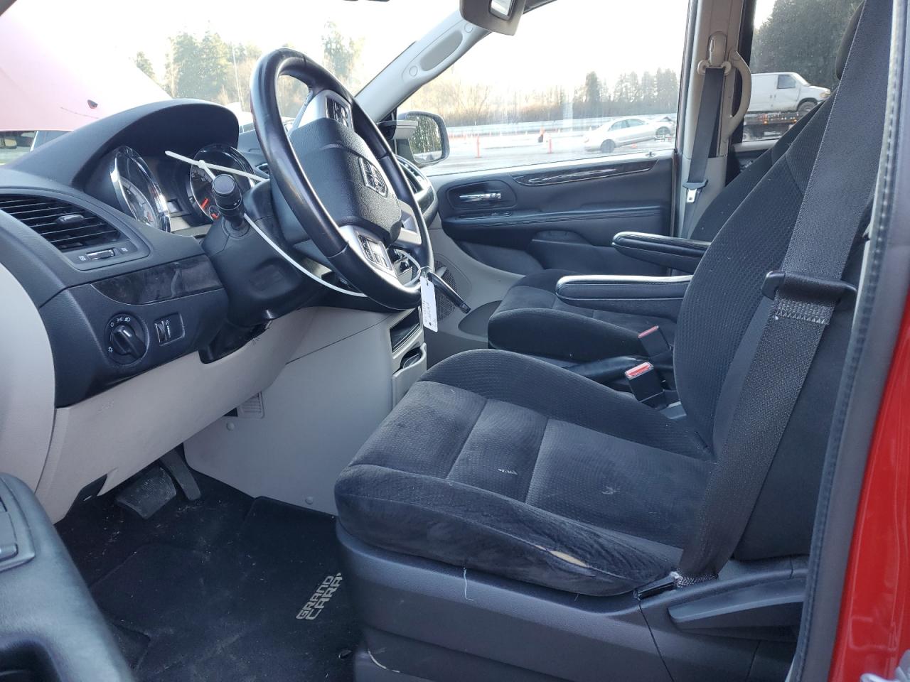 2014 Dodge Caravan - Image 7