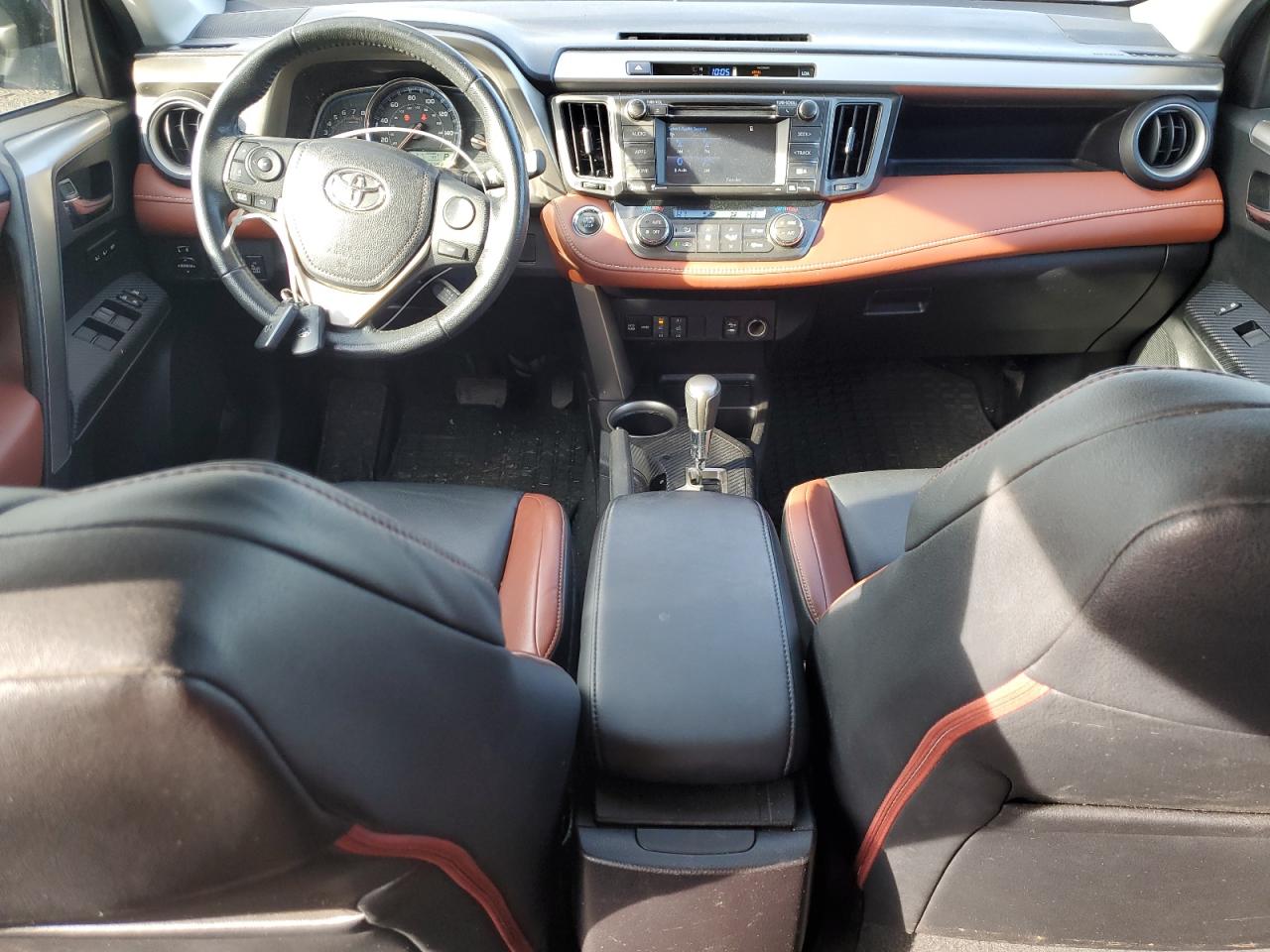 2014 Toyota RAV 4 - Image 8