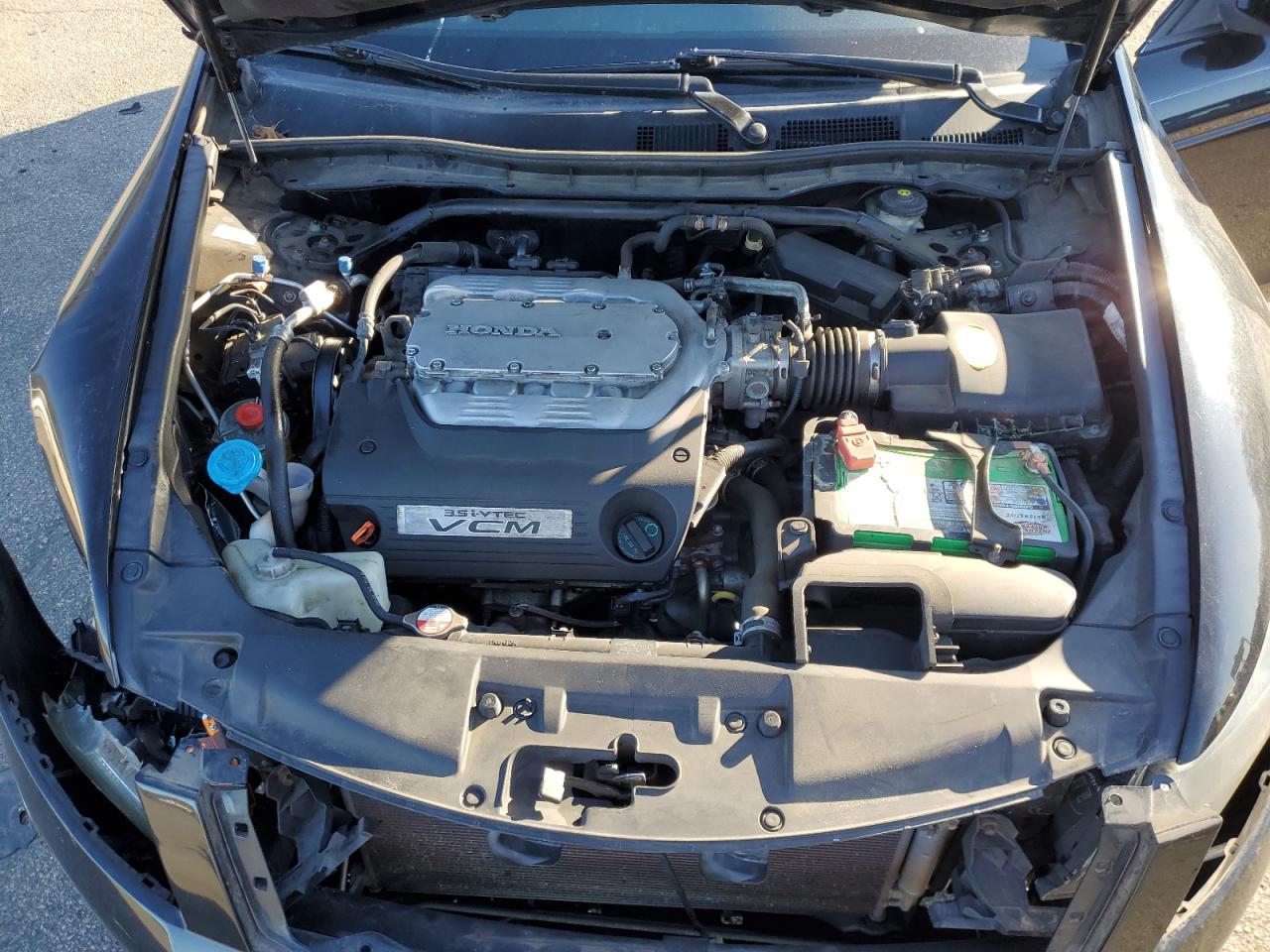 2010 Honda Accord - Image 11