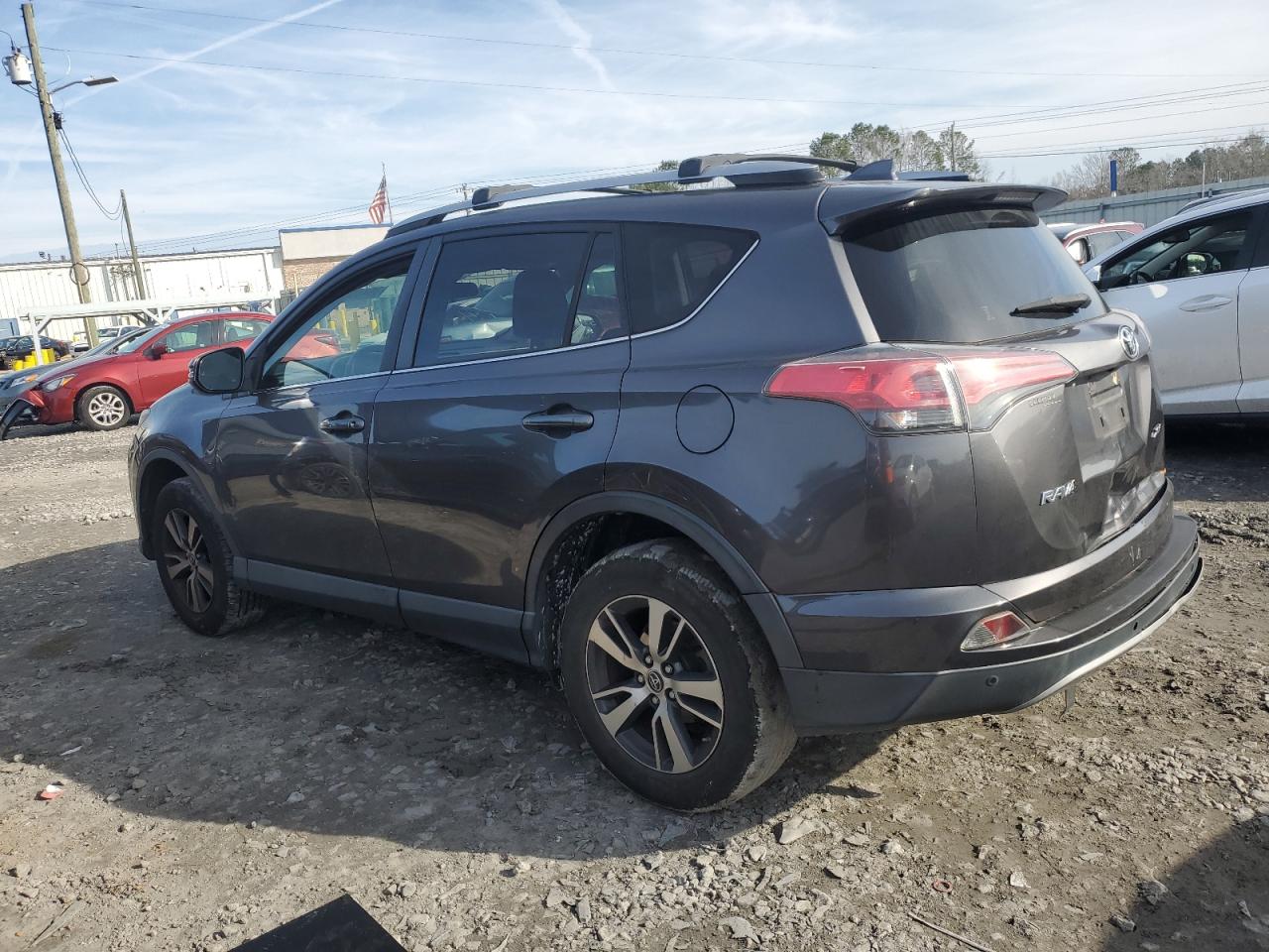 2018 Toyota RAV 4 - Image 2