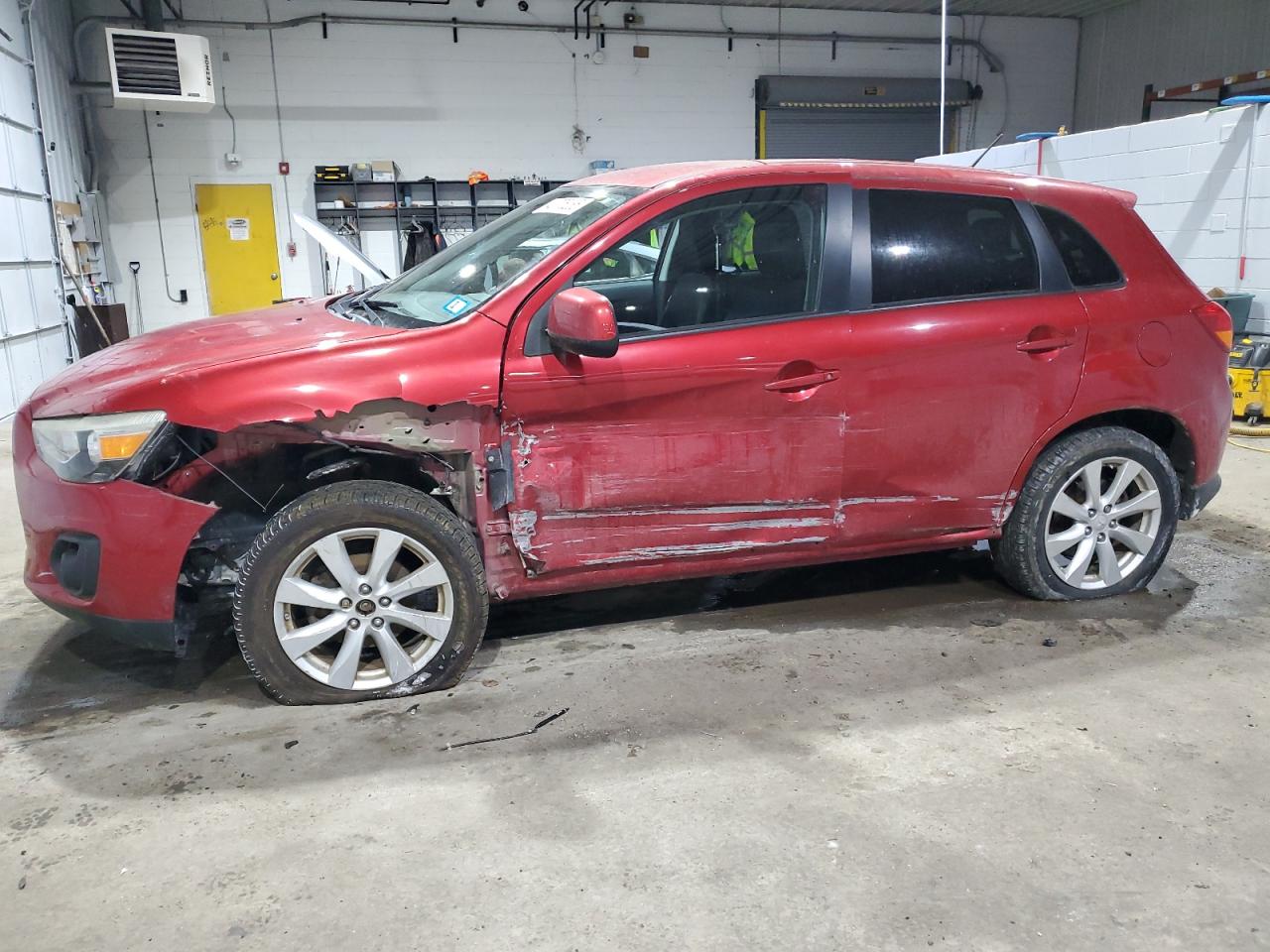 2013 Mitsubishi Outlander Sport Es zu verkaufen in Candia, NH - Front End