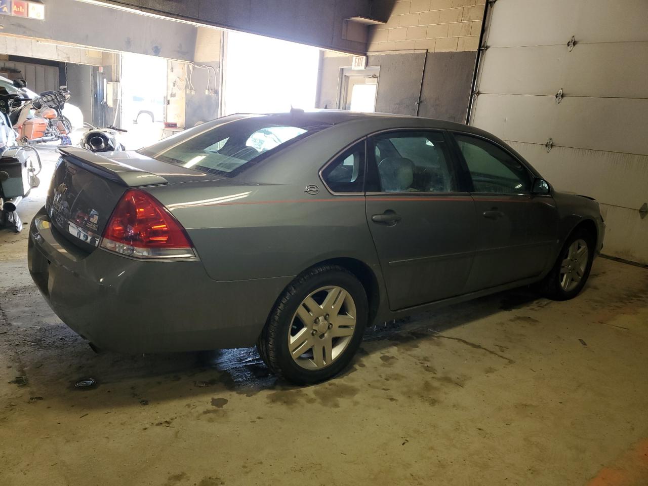 2008 Chevrolet Impala - Image 3