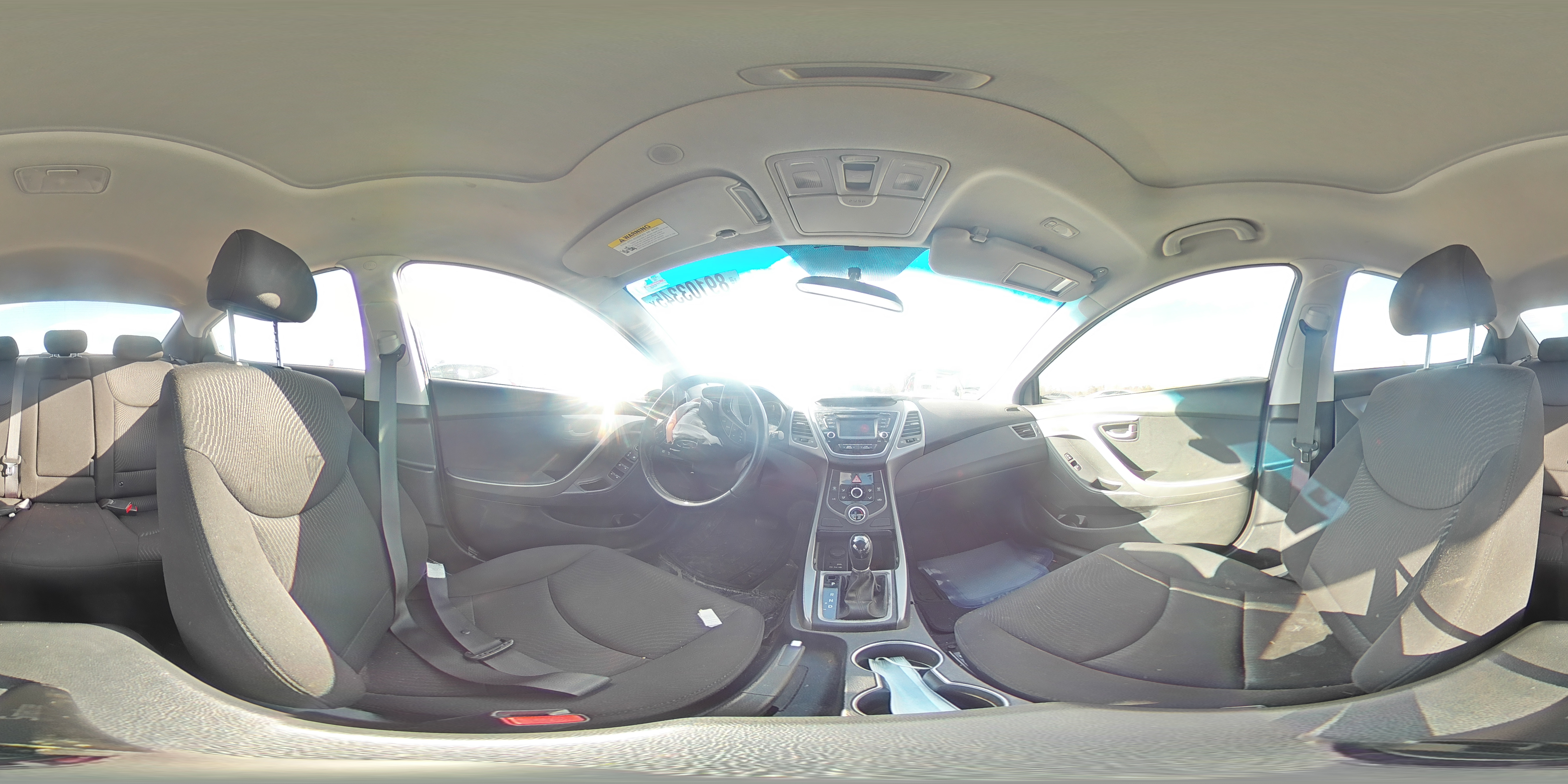 2015 Hyundai Elantra - Image 12