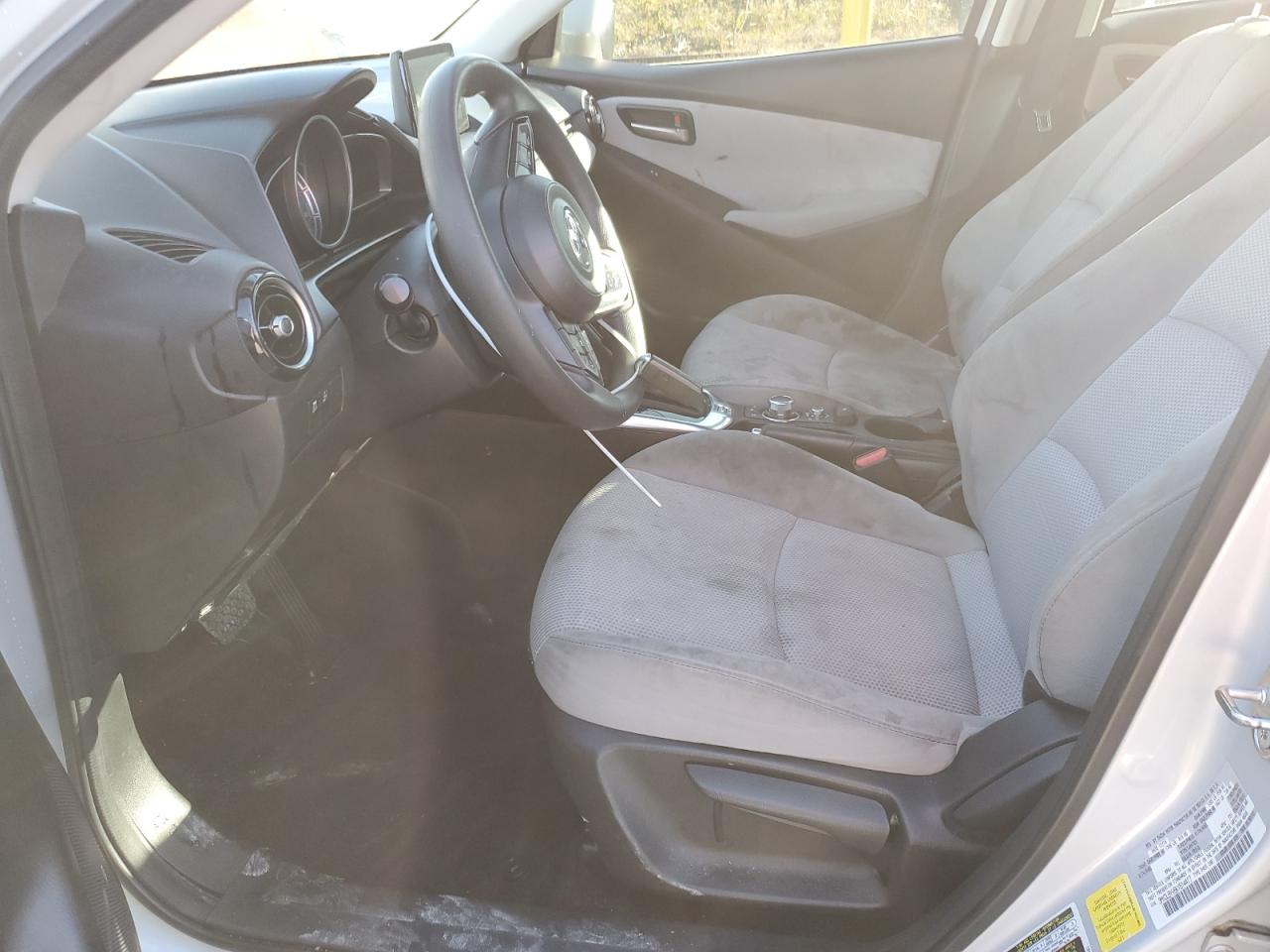 2019 Toyota Yaris - Image 7