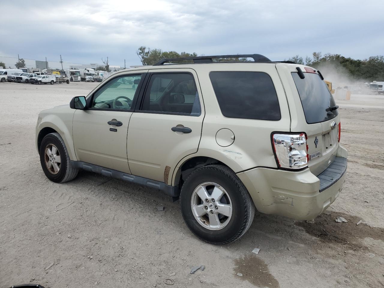 2012 Ford Escape - Image 2