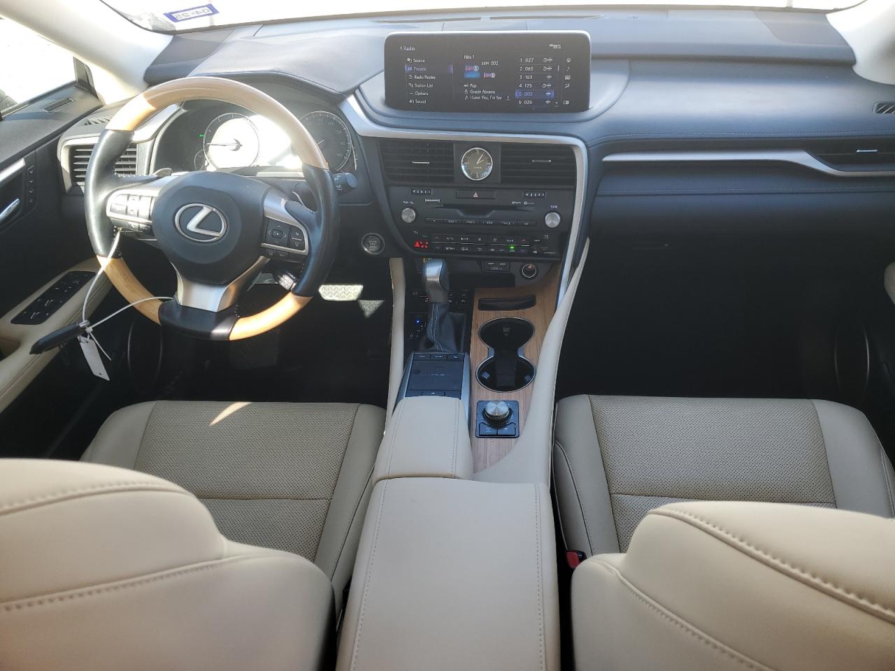 2021 Lexus RX - Image 8