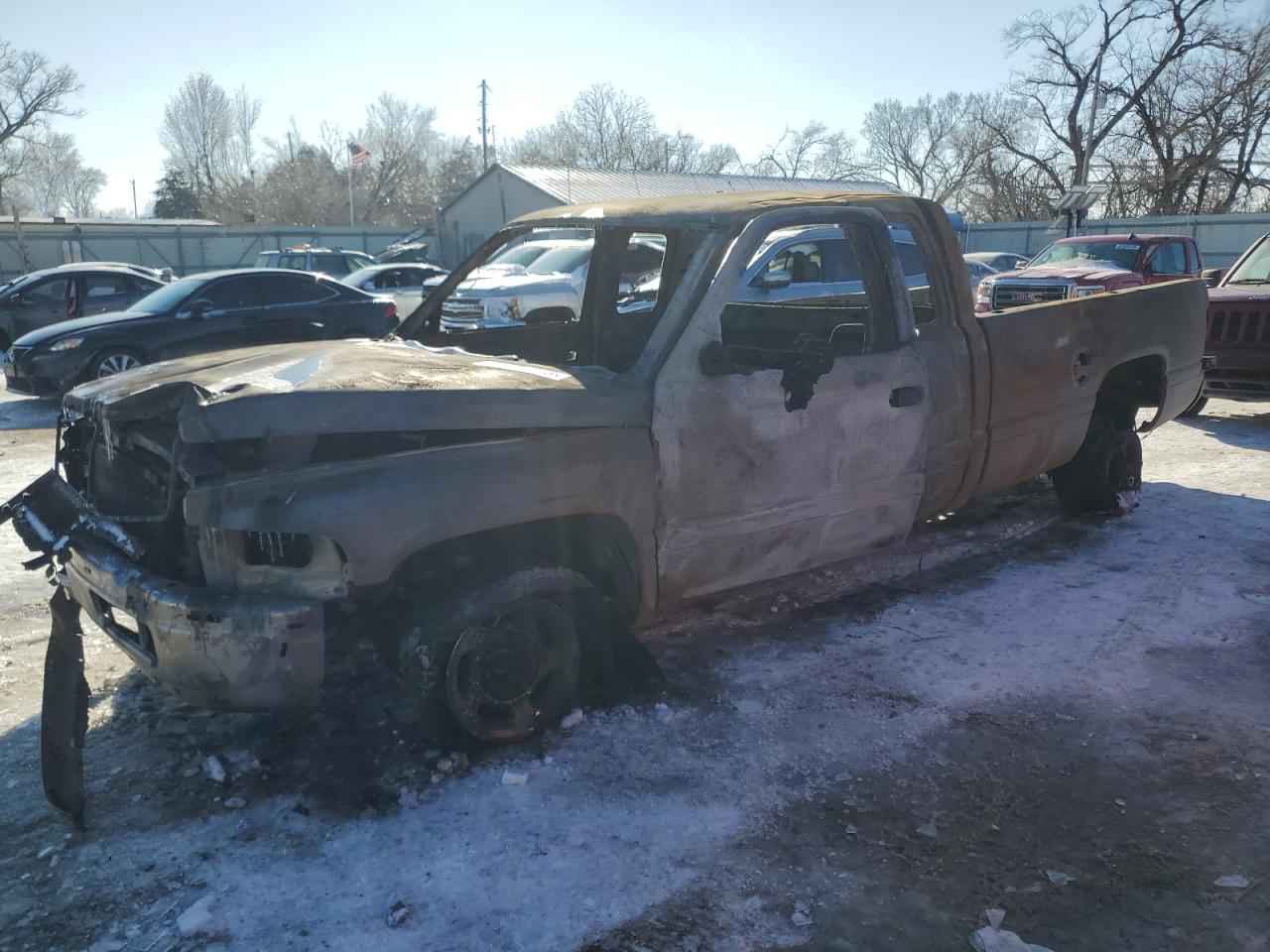 2002 Dodge Ram 2500 for Sale in Wichita, KS - Burn