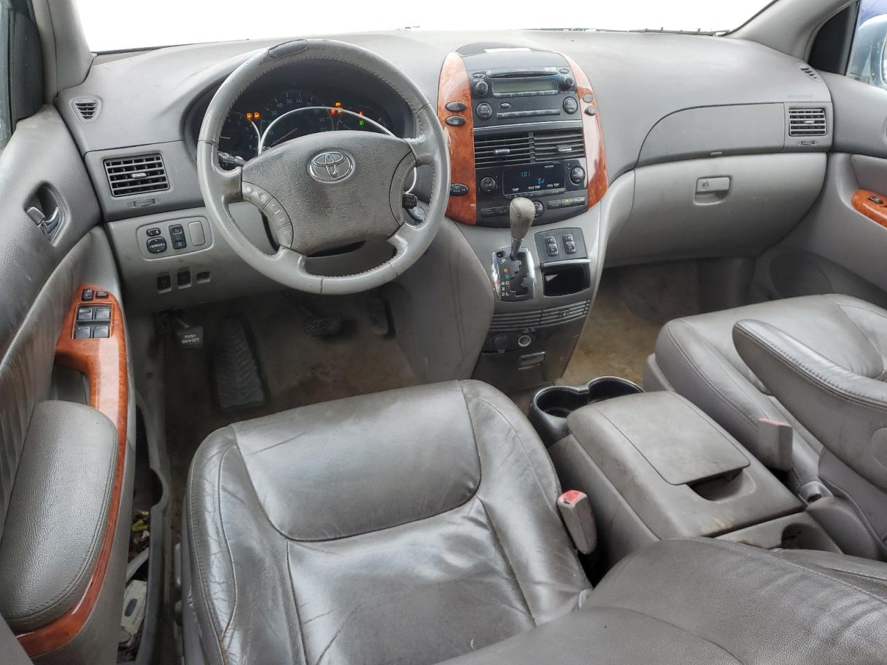 2007 Toyota Sienna - Image 8