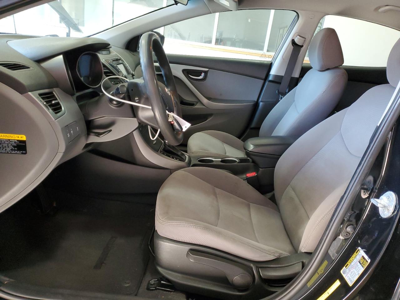 2014 Hyundai Elantra - Image 7