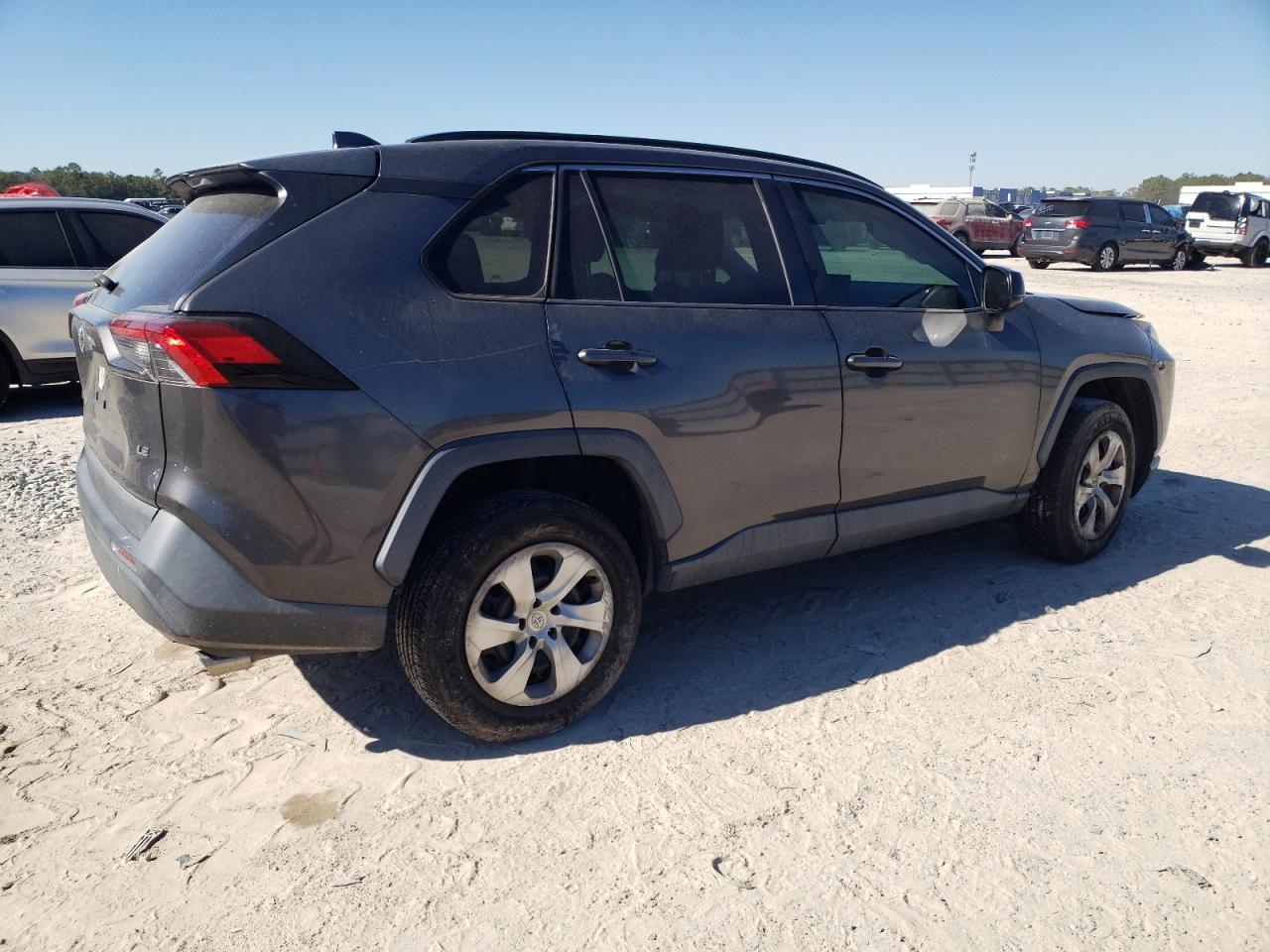 2019 Toyota RAV 4 - Image 3