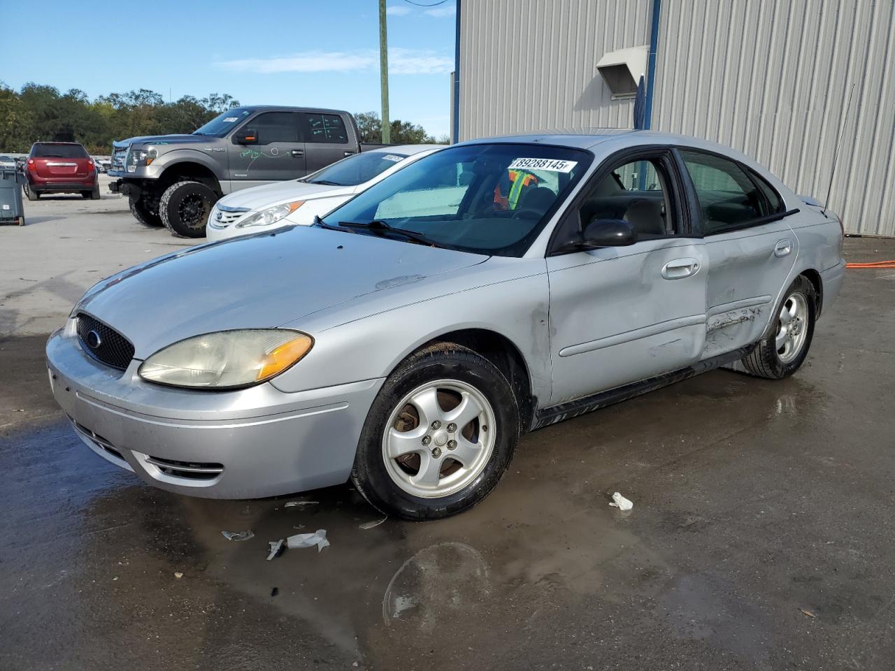 2006 Ford Taurus - Image 1