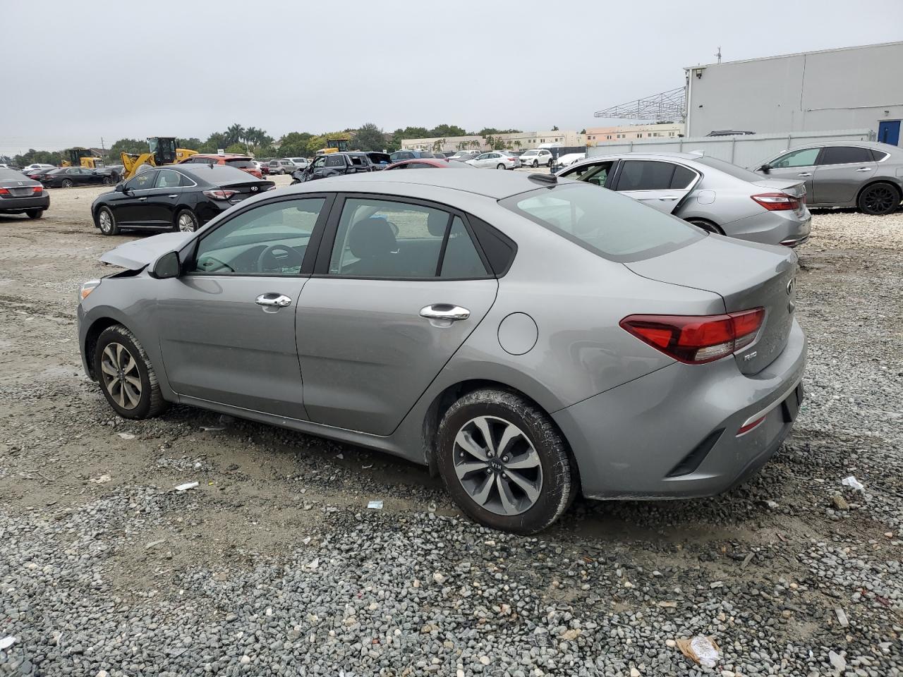 2021 Kia Rio - Image 2