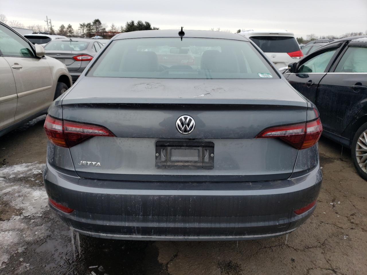 2019 Volkswagen Jetta - Image 6