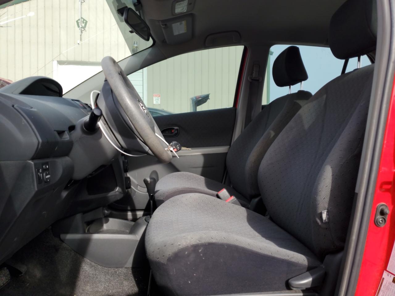 2010 Toyota Yaris - Image 7