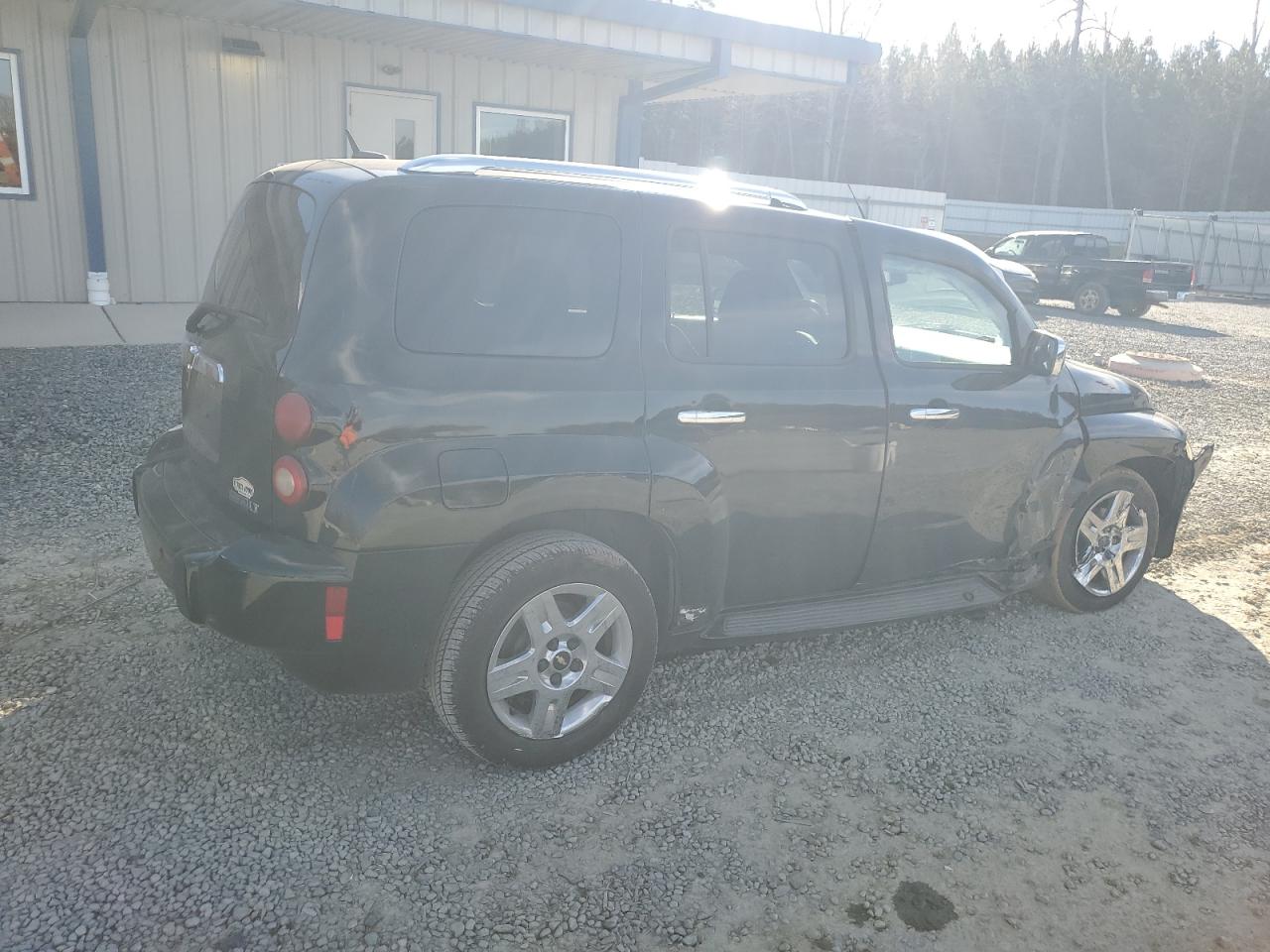 2010 Chevrolet HHR - Image 3