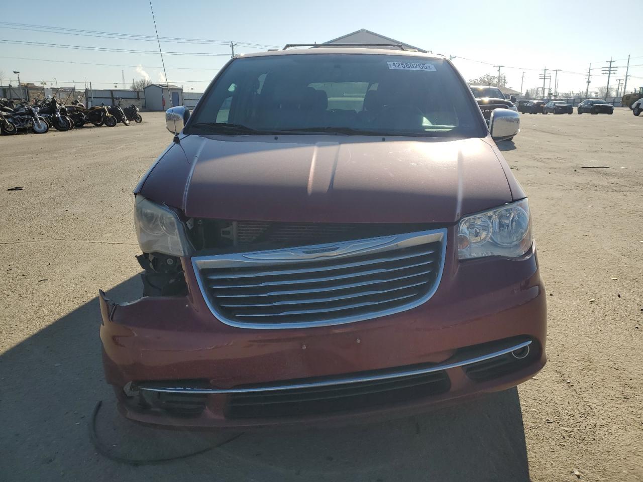 2014 Chrysler Town & Country - Image 5