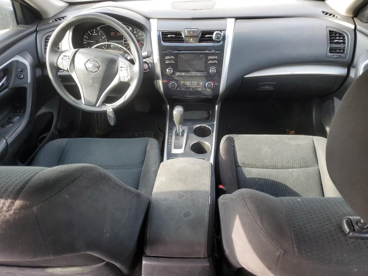 2015 Nissan Altima - Image 8