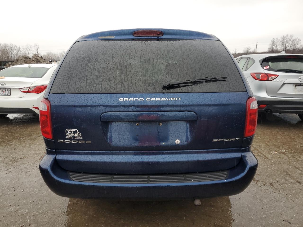 2002 Dodge Caravan - Image 6