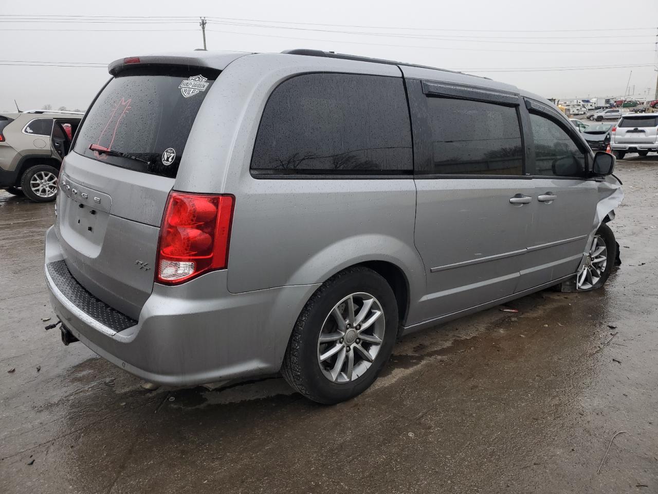 2013 Dodge Caravan - Image 3