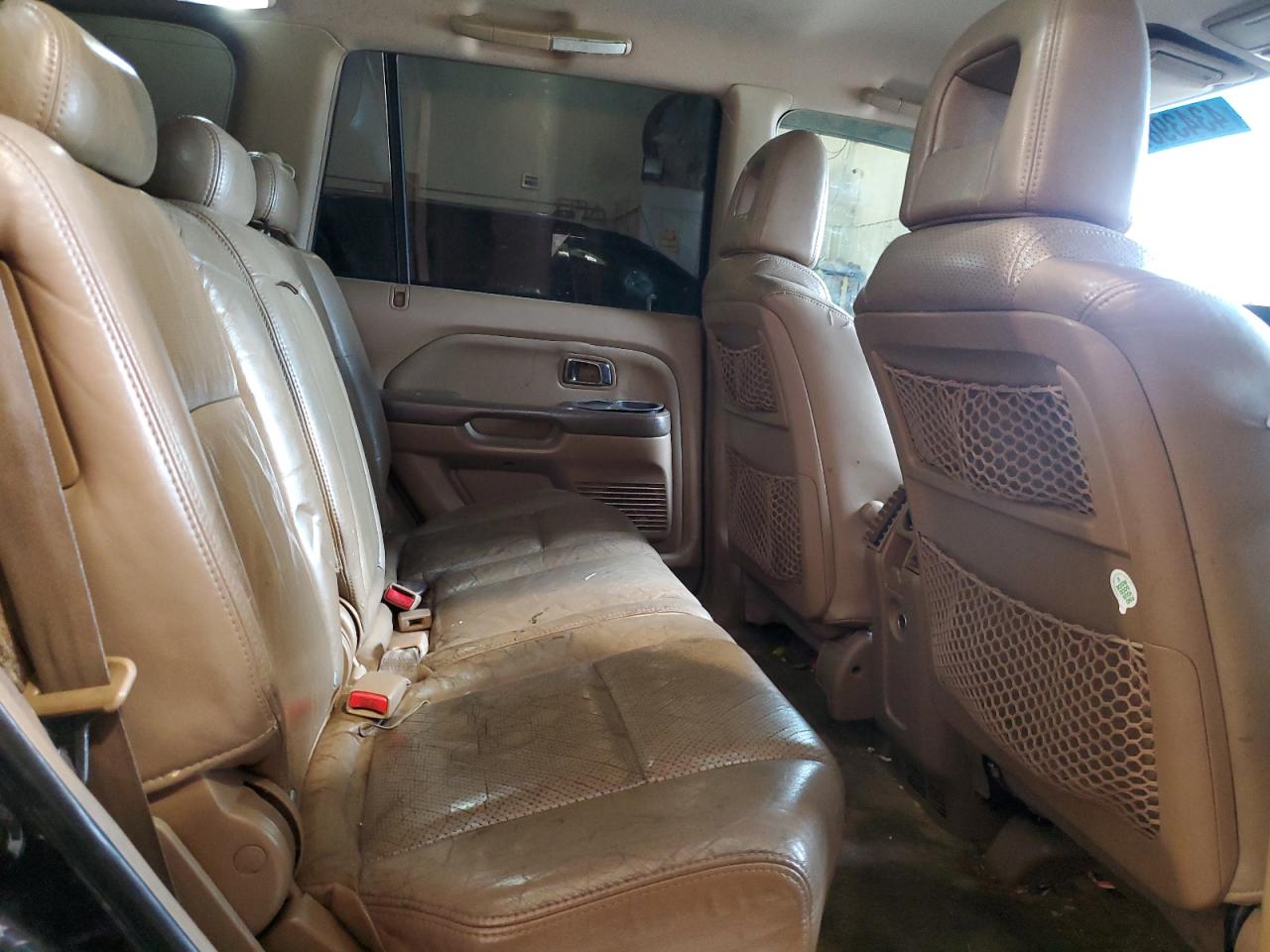 2004 Honda Pilot - Image 11