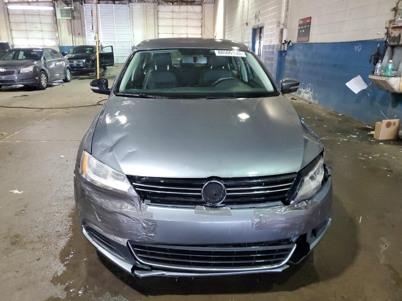 2014 Volkswagen Jetta - Image 5