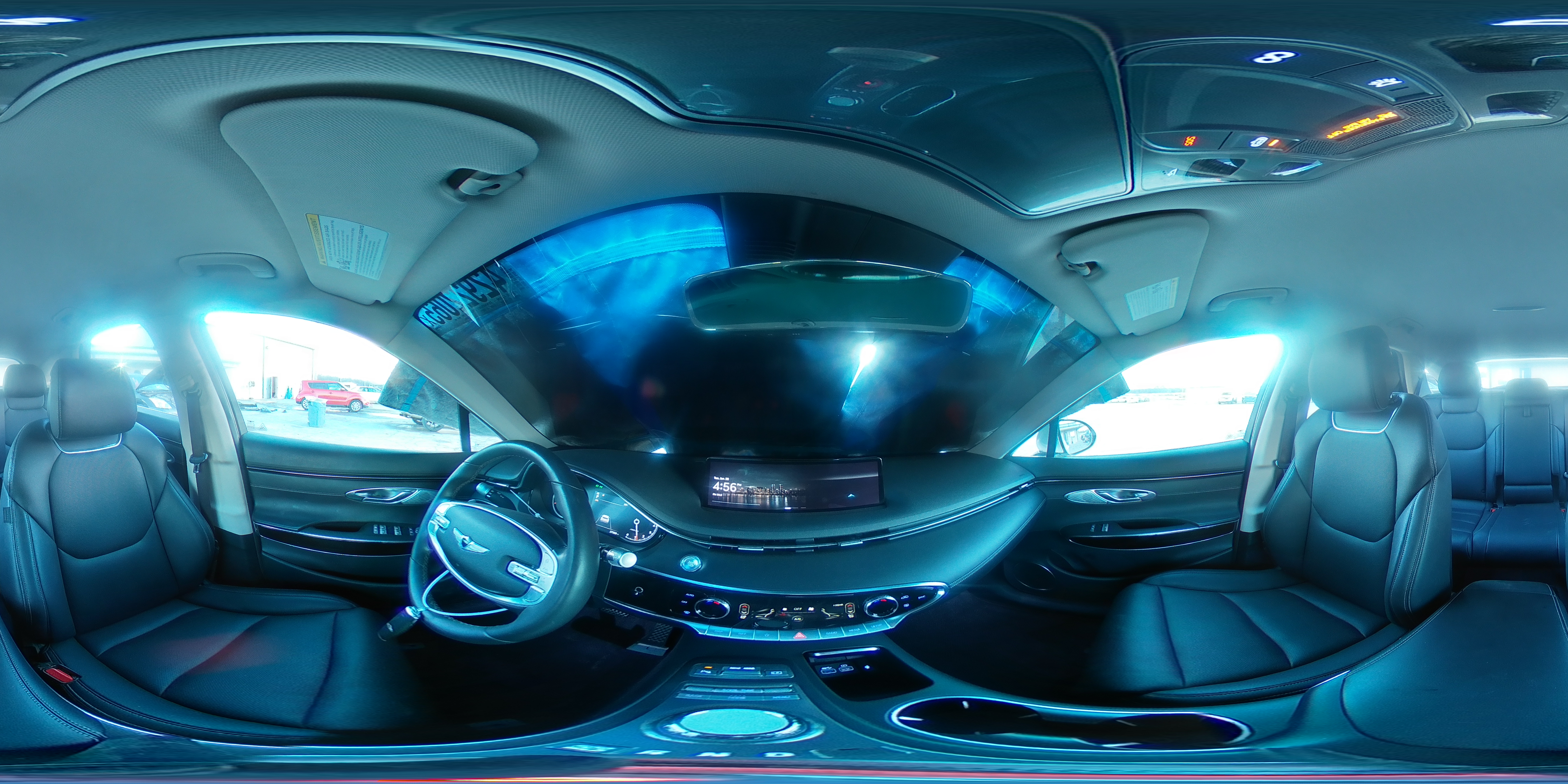2022 Genesis GV70 - Image 16