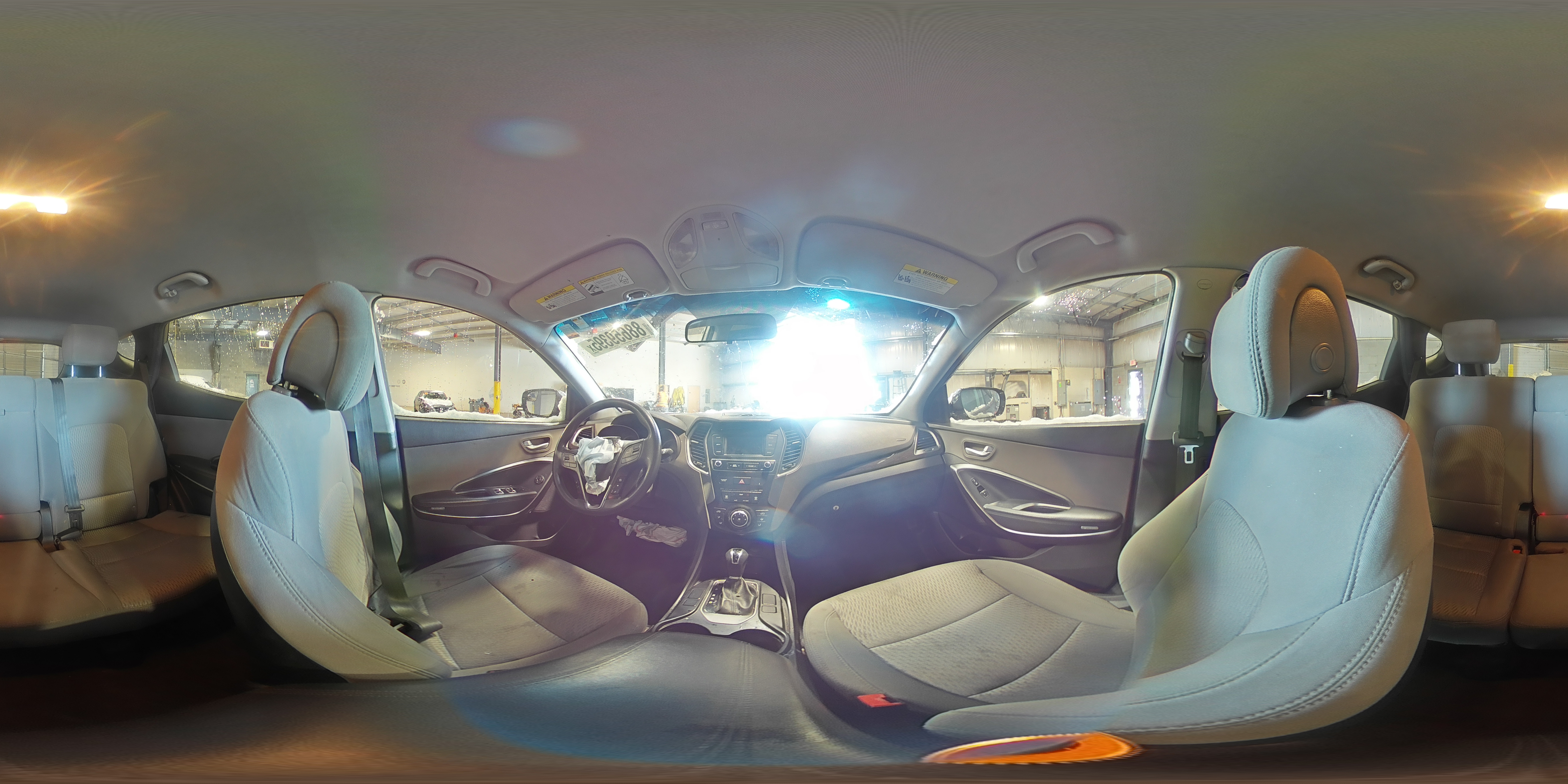 2018 Hyundai Santa Fe - Image 14