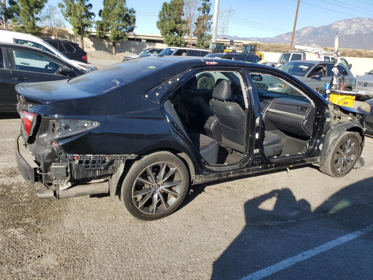2016 Toyota Camry - Image 3