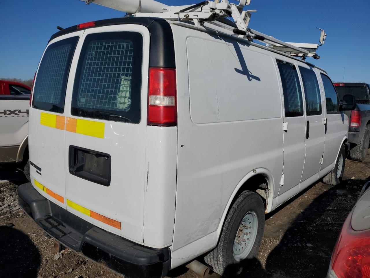 2013 Chevrolet Express - Image 3