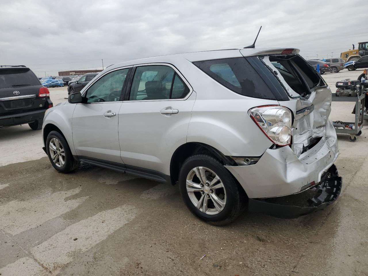 2014 Chevrolet Equinox - Image 2
