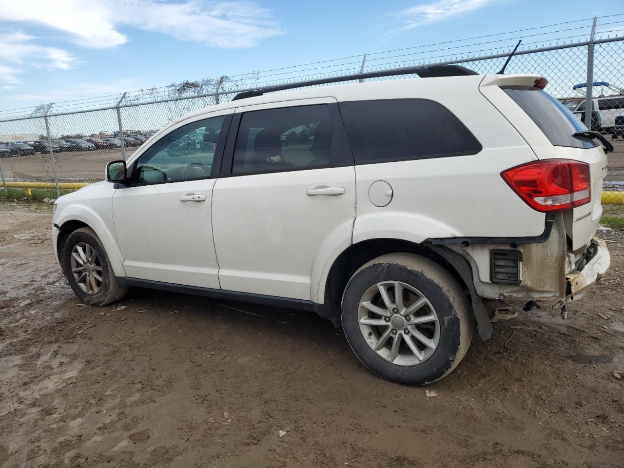 2015 Dodge Journey - Image 2