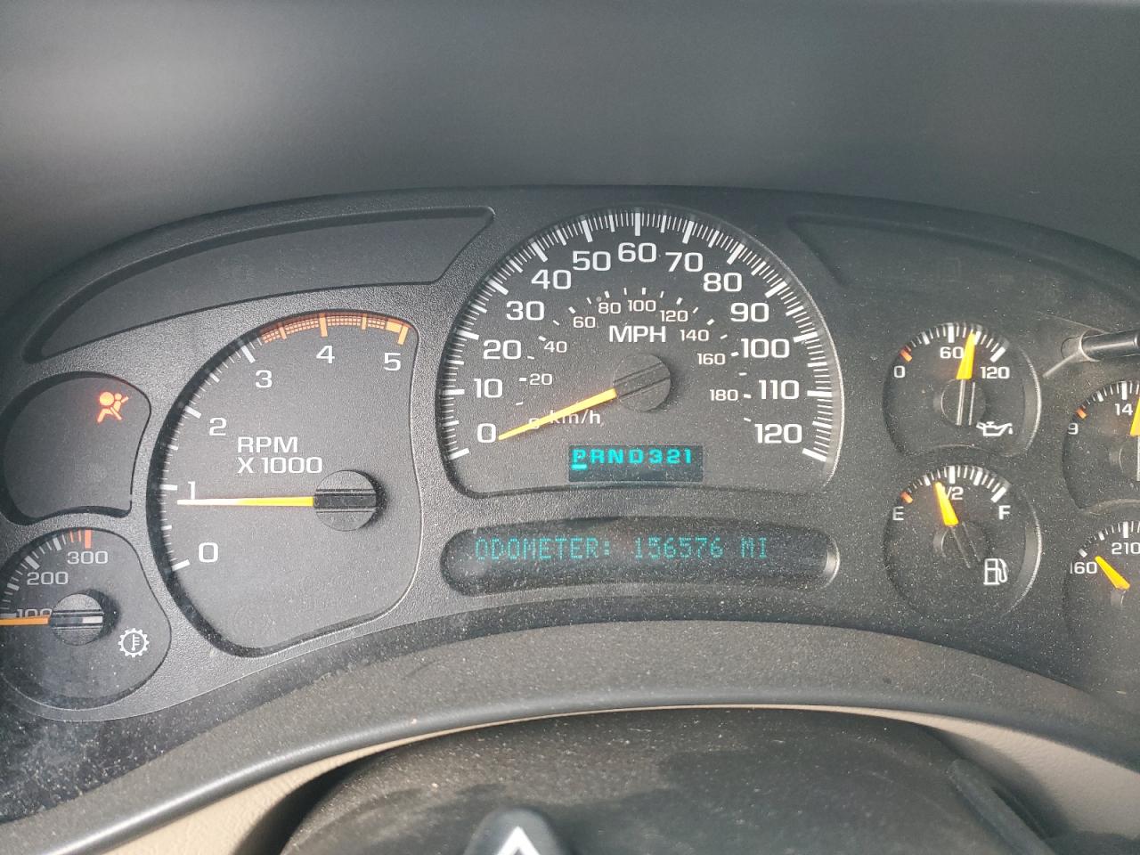 2005 GMC Sierra - Image 9