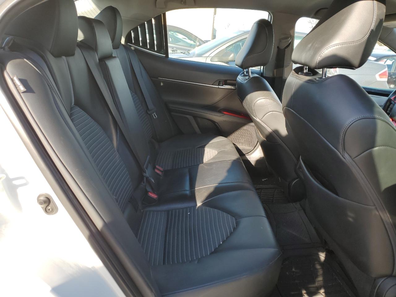 2021 Toyota Camry - Image 10