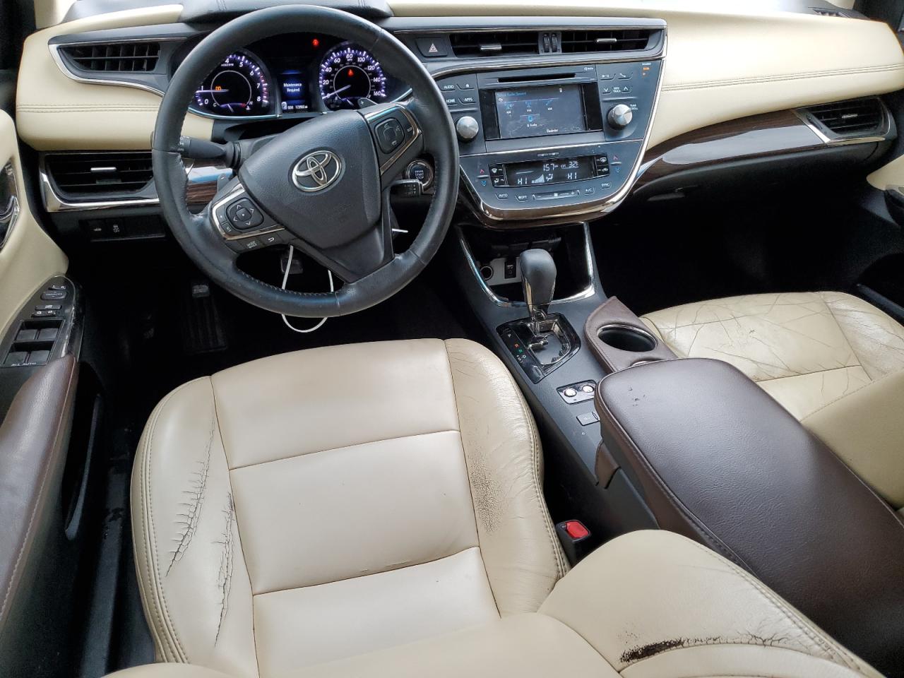 2015 Toyota Avalon - Image 8