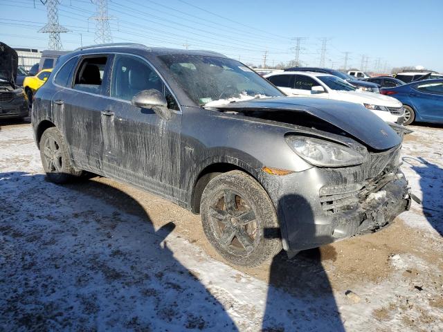  PORSCHE CAYENNE 2013 Серый