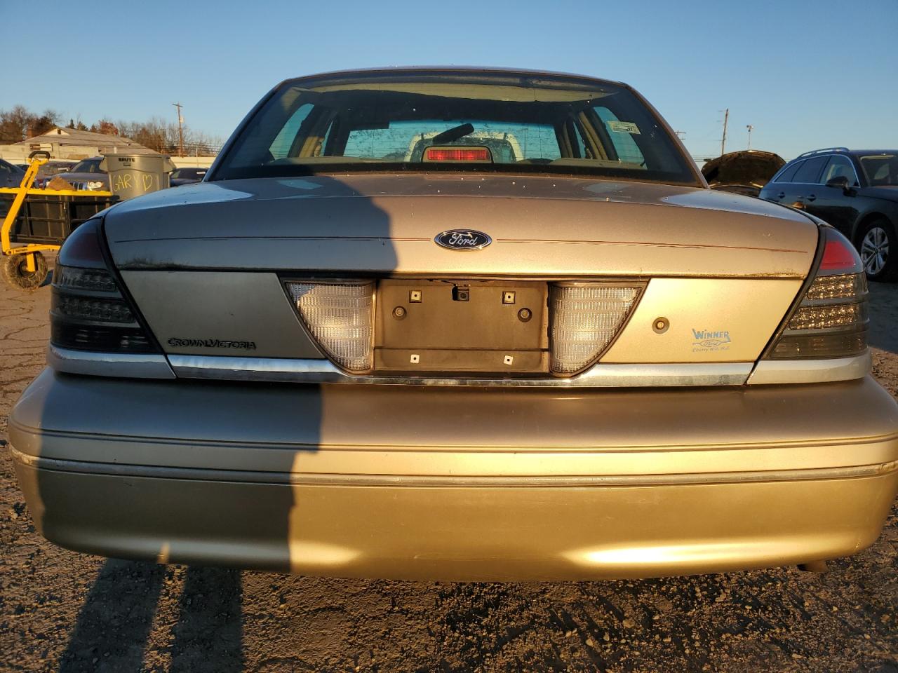 1999 Ford Crown Victoria - Image 6