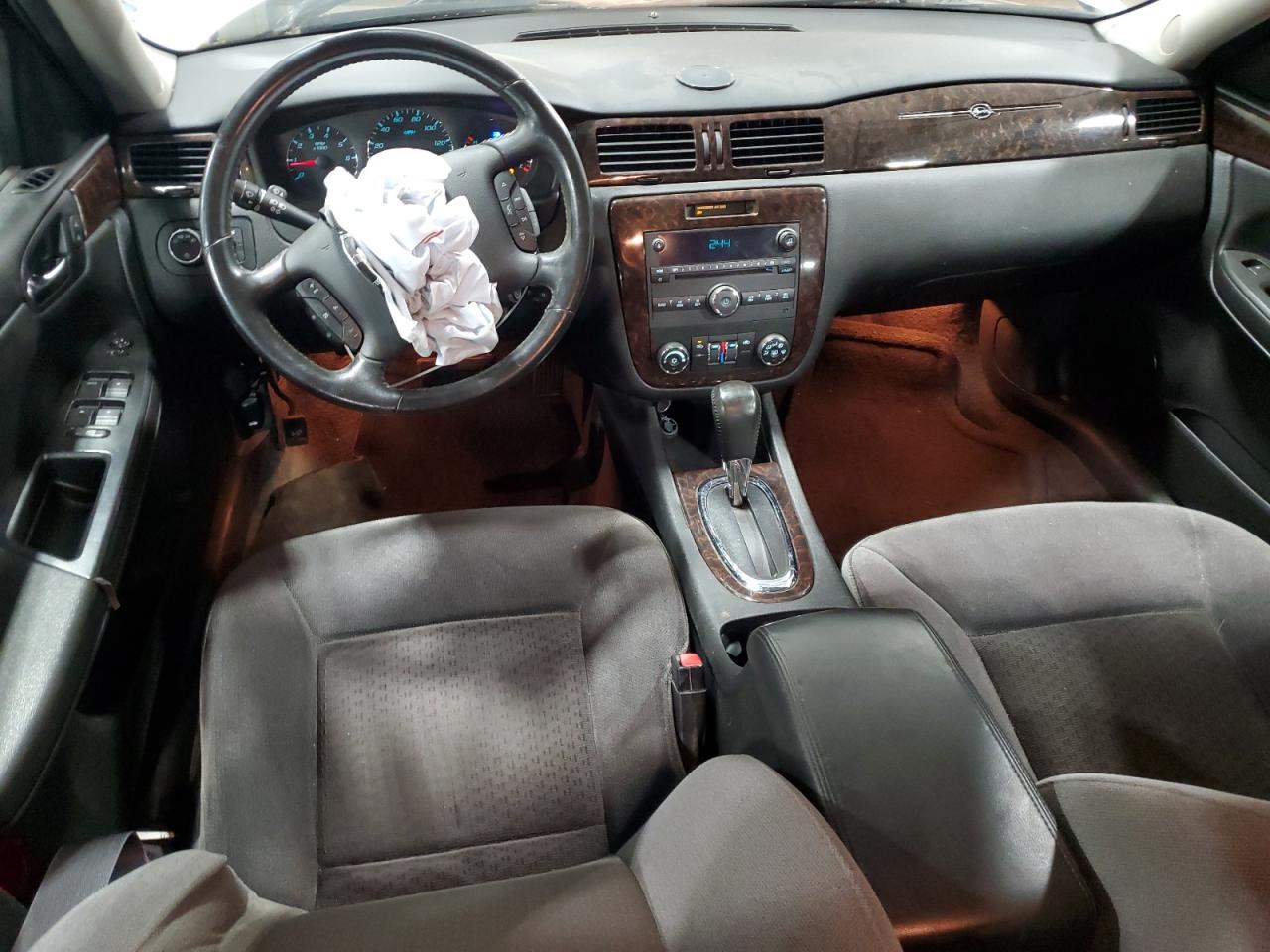 2012 Chevrolet Impala - Image 8