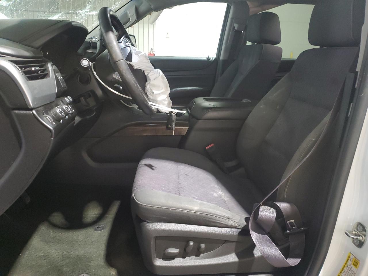 2016 Chevrolet Suburban - Image 7